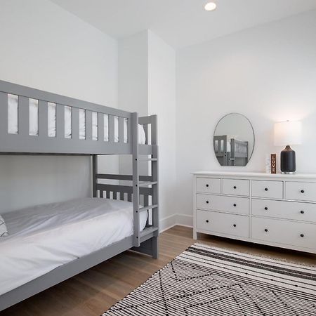 Mockingbird By Avantstay Modern Design Minutes From The Beach روزماري بيتش المظهر الخارجي الصورة